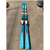 Image 2 : SAPHIR 2 ROSSIGNOL SKIIS WITH TRAVEL BAG