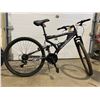 Image 1 : HYPER BEAR MOUNTAIN 21 SPEED BICYCLE