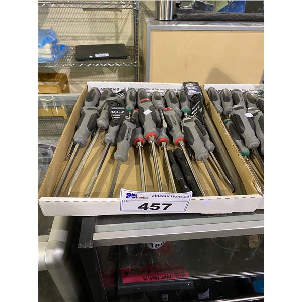 TRAY OF ASSORTED TOOLS