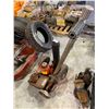 Image 1 : 3 HEAVY DUTY HYDRAULIC JACKS INCLUDING 20T  & 50T