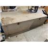 Image 2 : ALUMINUM STORAGE BOX H 24" X W 18" X L 86"