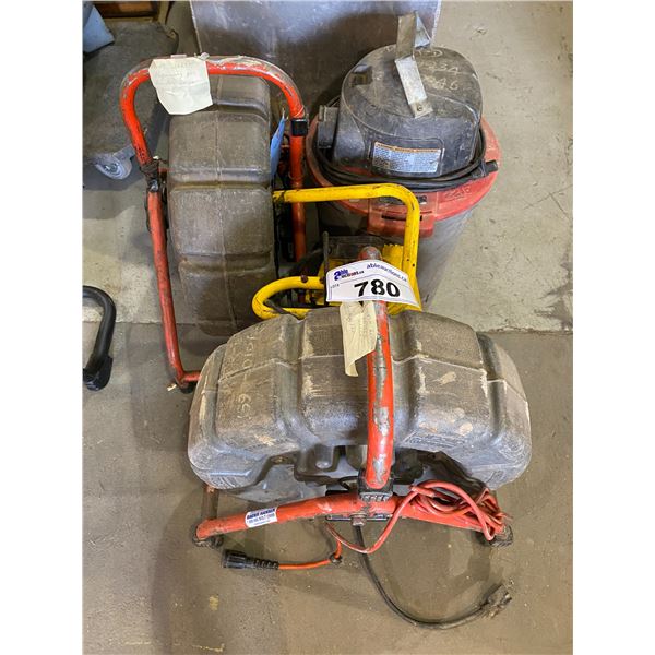 2 RIGID MINI WHEEL ROLLER & VACUUM