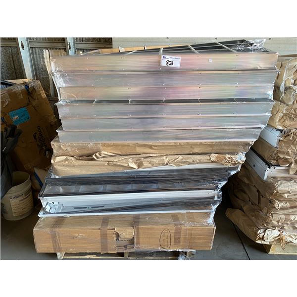 PALLET OF LIGHTING HOUSING