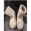 Image 2 : UGGS SIZE 7