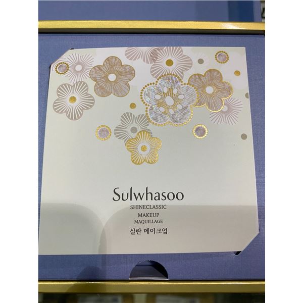 NEW IN BOX SULWHASOO SHINE CLASSIC POWDER COMPACT - Able Auctions