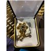 Image 2 : BASKET OF ASSORTED JEWELRY, GLASSES, & CRYSTALS, & MORE