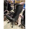 Image 2 : LAZBOY MANAGERS CHAIR