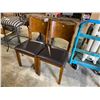 Image 2 : 2 CHAIRS