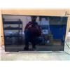 Image 1 : SONY LED BRAVIA 40" TV 40R470B WITH STAND AND CORD NO REMOTE