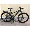 Image 2 : GREY SPECIALIZED PITCH 24 SPEED, FRONT SUSPENSION, DISC BRAKES MOUNTAIN BIKE