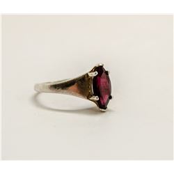 925 SILVER RING WITH GARNET CUT SHANK, SIZE 5