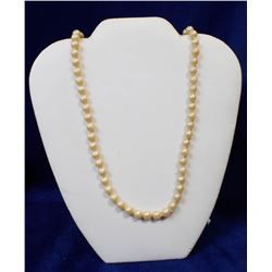 FAUX PEARL COSTUME JEWELLERY NECKLACE, 22"