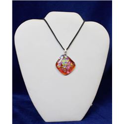 RED BLOWN GLASS NECKLACE