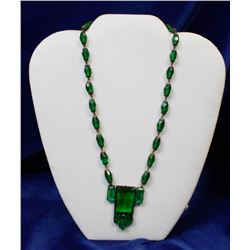 17" GREEN COSTUME JEWELLERY NECKLACE