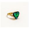 Image 1 : GOLD TONE RING WITH GREEN STONE SIZE 9.5