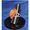 Image 1 : SILVER RING WITH LARGE AMBER CENTRE STONE SIZE