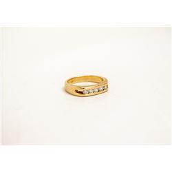 14K GOLD RING WITH 5 DIAMONDS SIZE 4.75