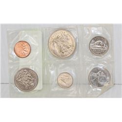 1970 CANADA MINT COIN SET WITH DOLLAR AND MORE