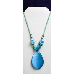 BLUE GLASS PENDANT NECKLACE