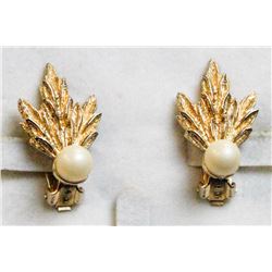GOLD TONE FEATHER AND FAUX PEARL CLIP EARRINGS