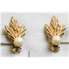 Image 1 : GOLD TONE FEATHER AND FAUX PEARL CLIP EARRINGS