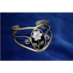 ALPACA SILVER BANGLE WITH BLUE FLOWER INLAY