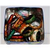 Image 1 : BIN OF ASSORTED WOODEN DECORATIVE BRACELETS