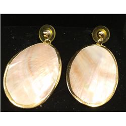 2” GOLD TONED EARRINGS WITH SHELL INSERTS