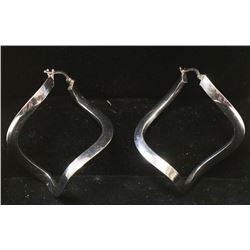 14K WHITE GOLD TWIST EARRINGS PAIR