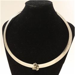 VINTAGE SILVER TONE COLLAR W DECORATIVE DANGLE ACCENT
