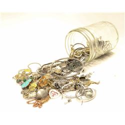 JAR FULL OF GOLD AND SILVER SCRAP JEWELLERY