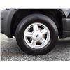Image 15 : F5 --  2003 FORD ESCAPE XLS , Black , 88,207 MILES  KM's