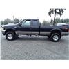 Image 9 : F3 --  2003 FORD F350 SRW S.D. LARIAT EXT CAB 4X4 DIESEL , Black , 259143  KM's
