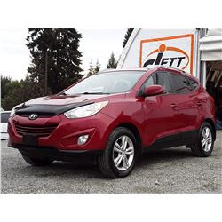 G5 --  2013  HYUNDAI TUCSON GLS , Red , 226966  KM's