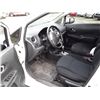 Image 20 : B6 --  2014 NISSAN VERSA NOTE S  , White , 246623  KM's