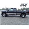 Image 9 : F3 --  2003 FORD F350 SRW S.D. LARIAT EXT CAB 4X4 DIESEL , Black , 259143  KM's