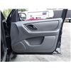 Image 21 : F5 --  2003 FORD ESCAPE XLS , Black , 88,207 MILES  KM's