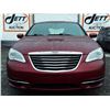 Image 2 : C6H --  2014 CHRYSLER 200 LX  , Red , 188500  KM's
