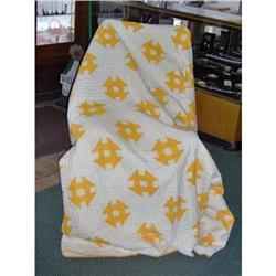 Vintage 1940s Yellow and Ivory Quilt #1502747