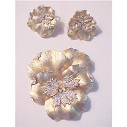 Costume Trifari pansy pin & earings set #1502896