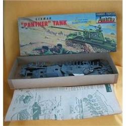 Aurora Famous Fighters German Panther Tank #1503039