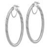 Image 2 : 14k White Gold Twisted Round Hoop Earrings - 35 mm