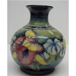 Uncommon Moorcroft Pottery  VASE  #1539356