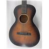 Image 2 : Antique Oahu Publishing Hawaiian Parlor Guitar