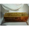 Image 1 : Wooden Glove Box Floral Decoration #1517089