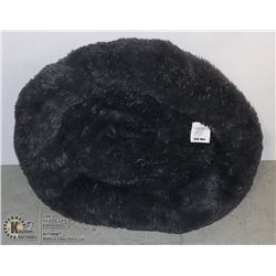 NEW DOG BED