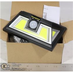 LOT OF 2 NEW SOLAR SECURITY LED LIGHTS