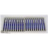 Image 1 : SET OF 20 REFILLABLE QUALITY PENS -