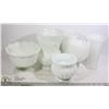 Image 1 : BOX WITH 6 ASSORTED MILK GLASS