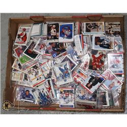 FLAT OF HOCKEY CARDS